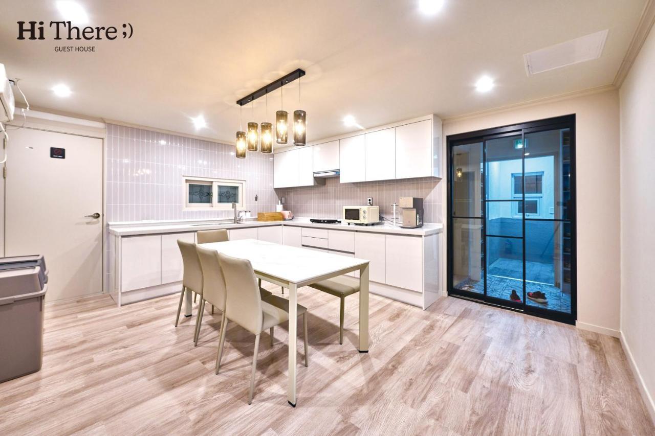 Hithere Guesthouse Seoul Exterior photo